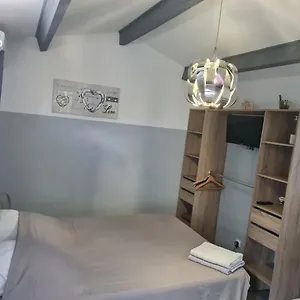  Appartement Chambre Cosy Avec Terrasse
