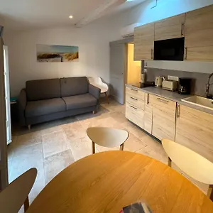  Appartement In Arles: De L'amphitheatre